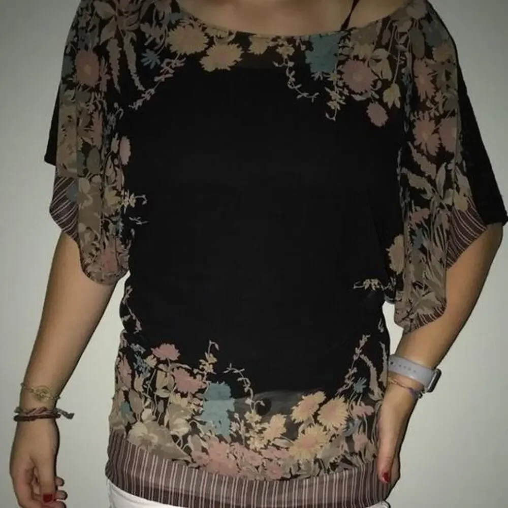 Vintage Free People black floral blouse size small